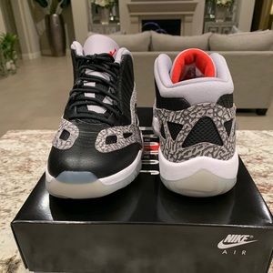 Air Jordan 11 cement low size 11